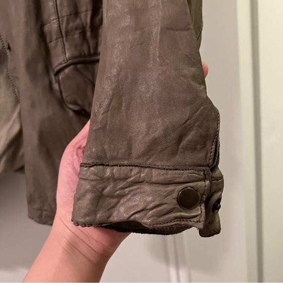 Sisii Military Style Leather Jacket in Army Green - Picture 9 of 15